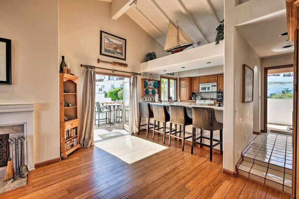 Lux Oceanfront Penthouse Suite Wpanoramic Views Avalon Exterior photo